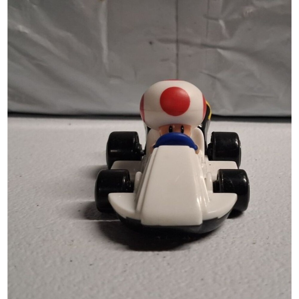 2022 McDONALD'S Mario Kart Vehicle Nintendo HAPPY MEAL TOY - Toad